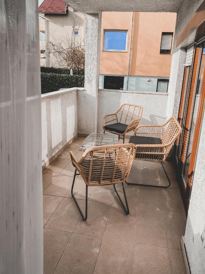 Helles 3 Schlafzimmer Apartment Zwischen Zagreb Zentrum & Natur 외부 사진